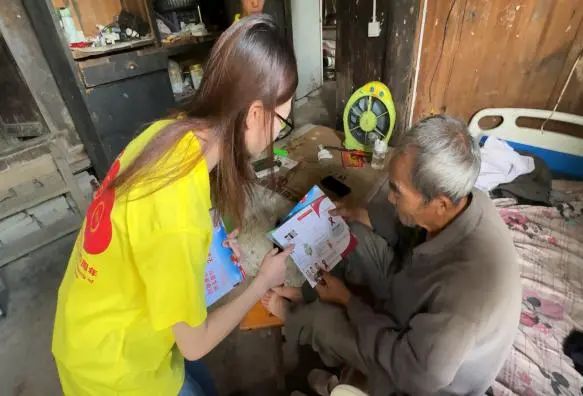 各系部结合自身专业特色